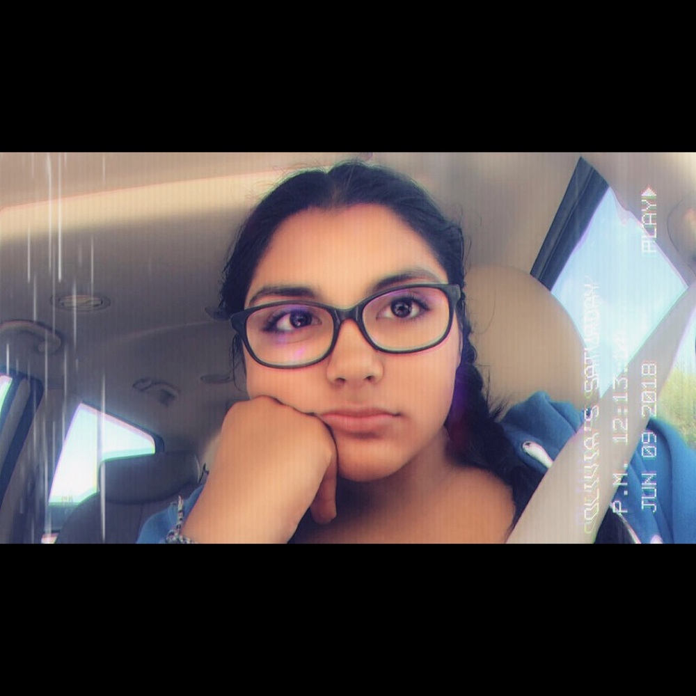 Meet your Posher, Olivia